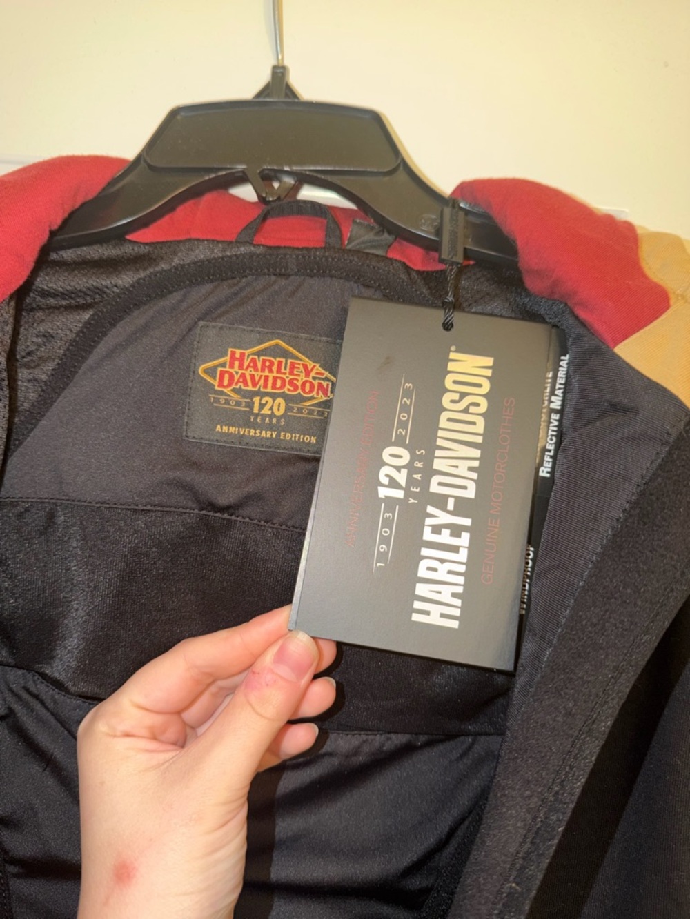 Harley-Davidson Women’s Two-Tone Hooded Jacket Black Beige Tan with Red Lining - Picture 10 of 13